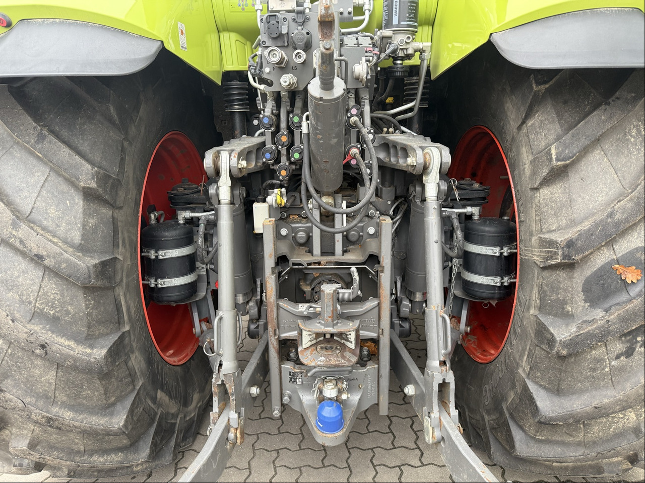 Claas Axion 870 C-Matic - Máy cày: hình 4 Claas Axion 870 C-Matic - Máy cày: hình 4
