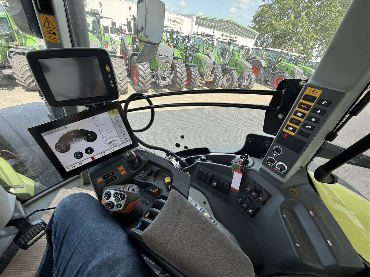 Claas Axion 960 - Máy cày: hình 3 Claas Axion 960 - Máy cày: hình 3