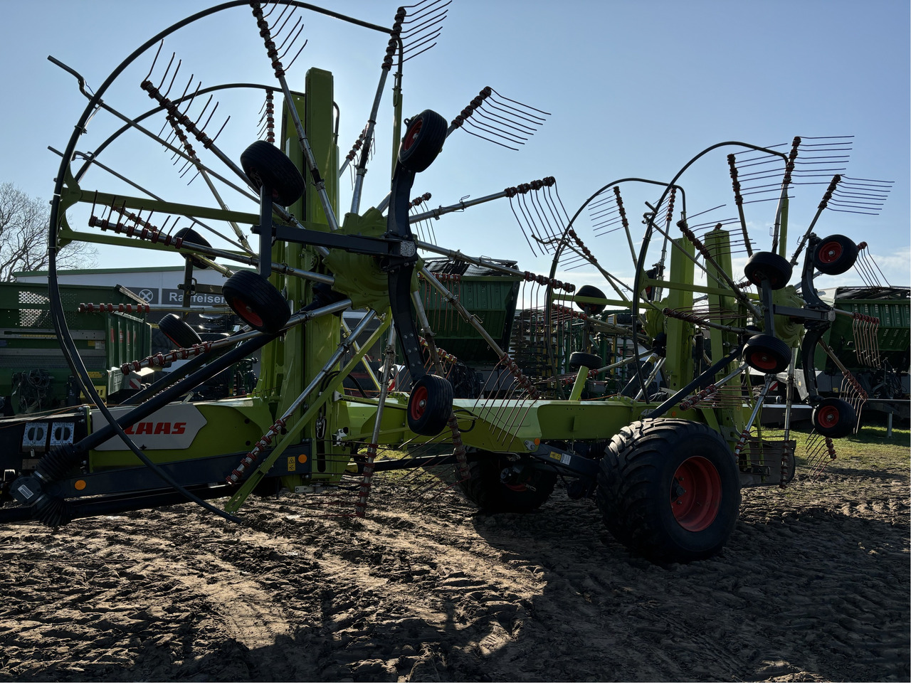 Claas Liner 4800 Trend - Dàn trải/ Cào: hình 5 Claas Liner 4800 Trend - Dàn trải/ Cào: hình 5