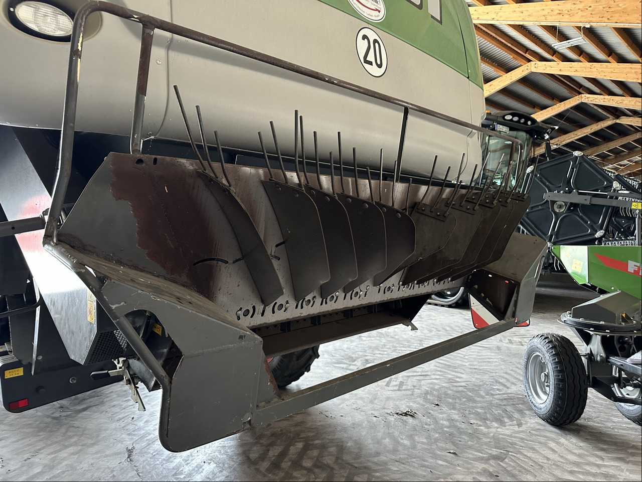 Fendt 6300 C - Máy gặt đập: hình 5 Fendt 6300 C - Máy gặt đập: hình 5