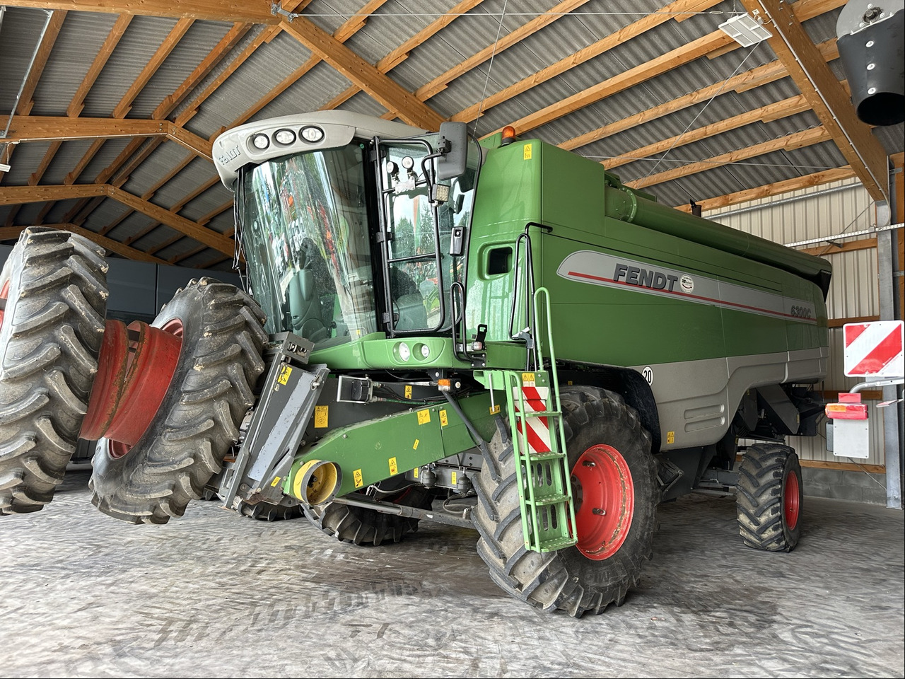 Fendt 6300 C - Máy gặt đập: hình 1 Fendt 6300 C - Máy gặt đập: hình 1