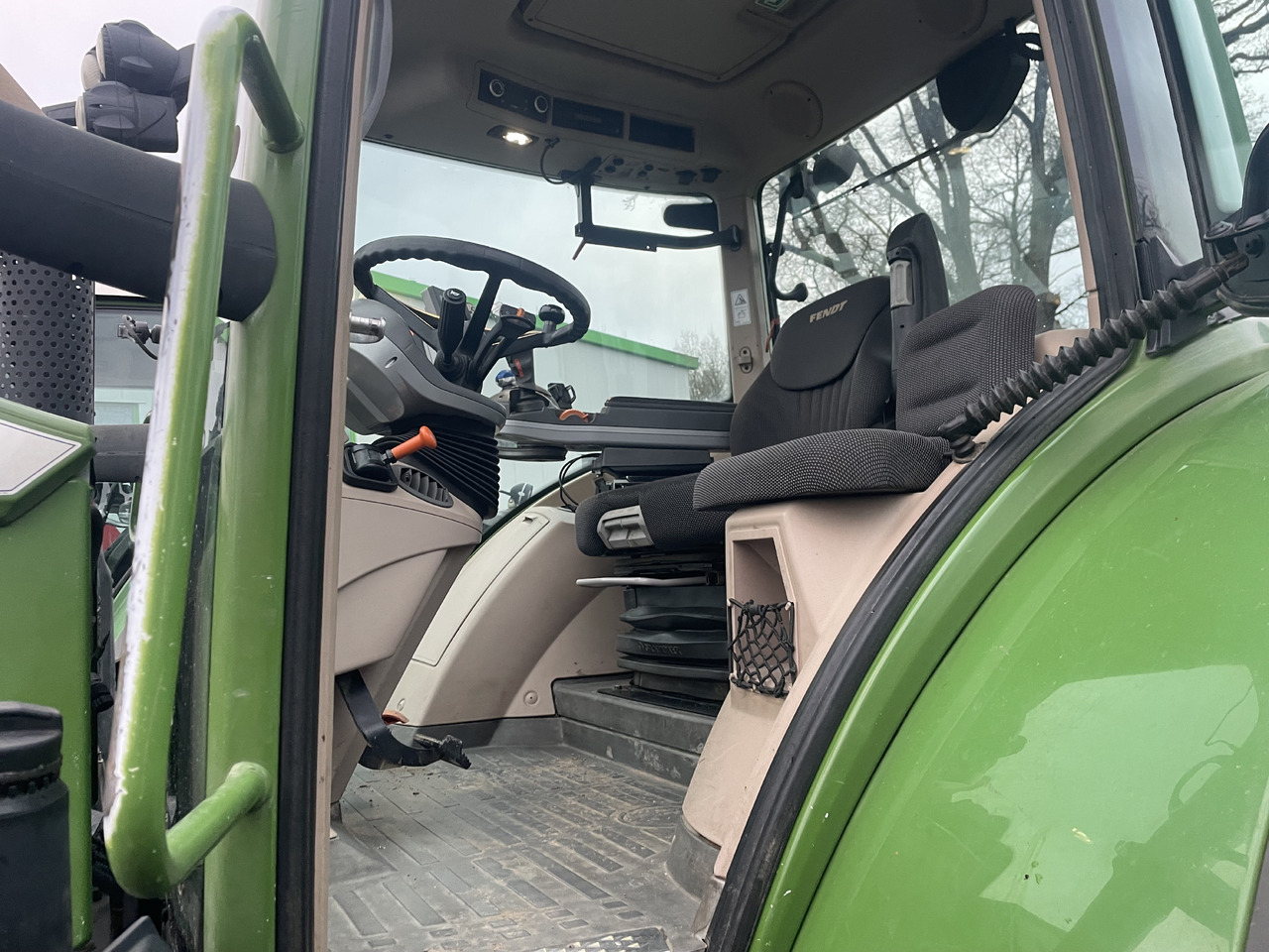 Fendt 718 Power Plus - Máy cày: hình 5 Fendt 718 Power Plus - Máy cày: hình 5