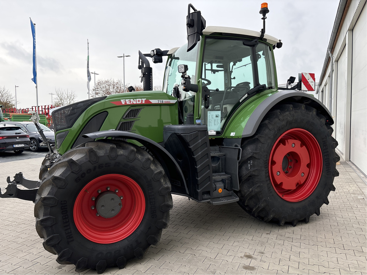 Fendt 718 Vario Gen6 PowerPlus - Máy cày: hình 2 Fendt 718 Vario Gen6 PowerPlus - Máy cày: hình 2