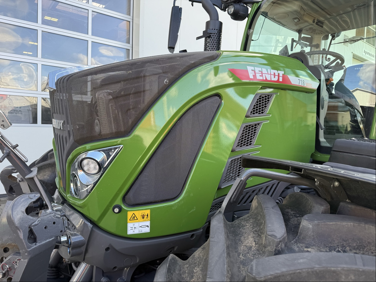 Fendt 718 Vario Gen6 ProfiPlus - Máy cày: hình 4 Fendt 718 Vario Gen6 ProfiPlus - Máy cày: hình 4
