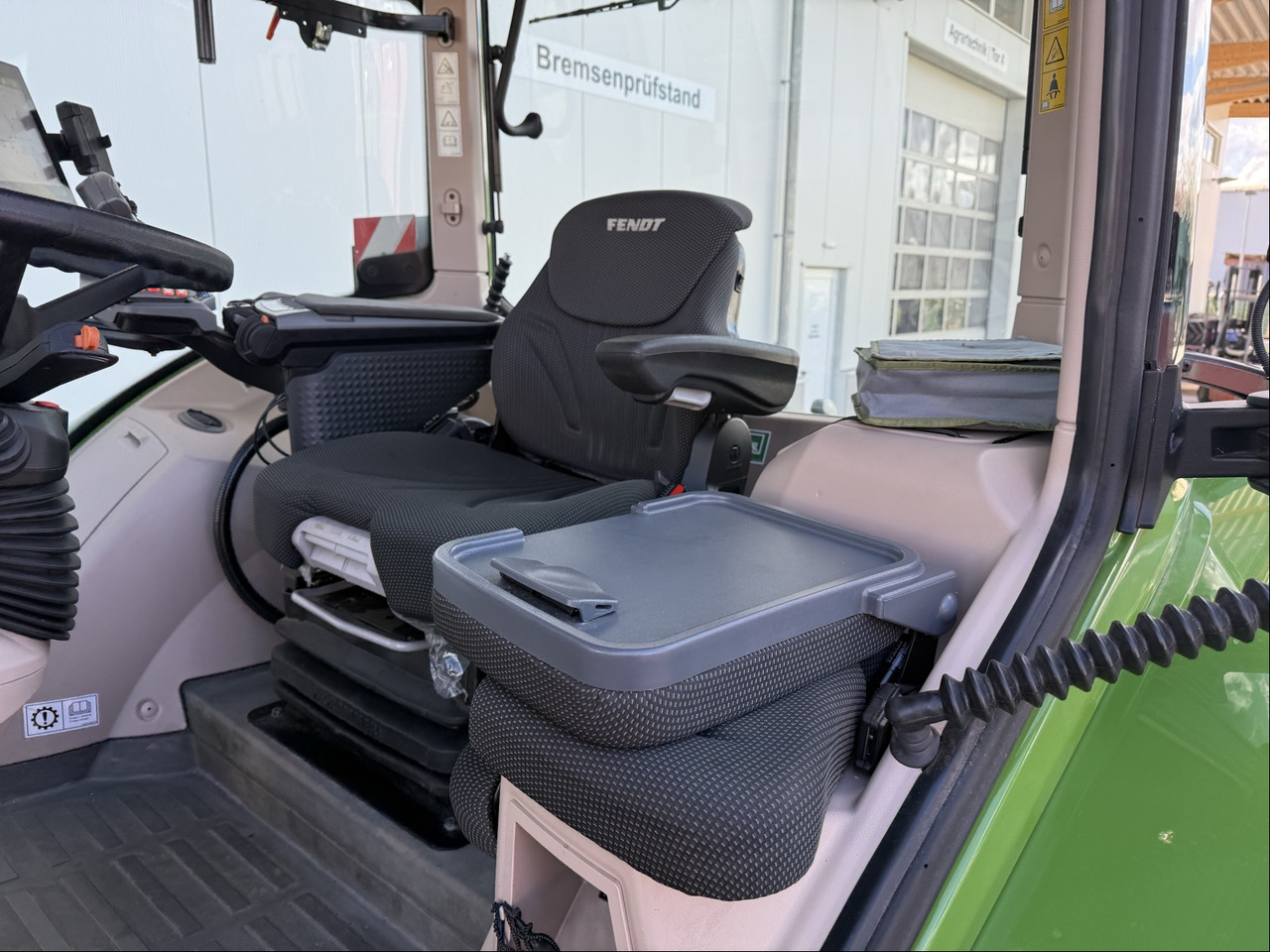 Fendt 718 Vario Gen6 ProfiPlus - Máy cày: hình 3 Fendt 718 Vario Gen6 ProfiPlus - Máy cày: hình 3