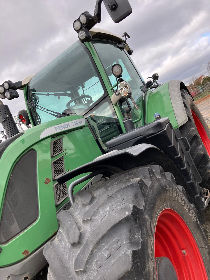 Fendt 718 Vario Profi - Máy cày: hình 3 Fendt 718 Vario Profi - Máy cày: hình 3