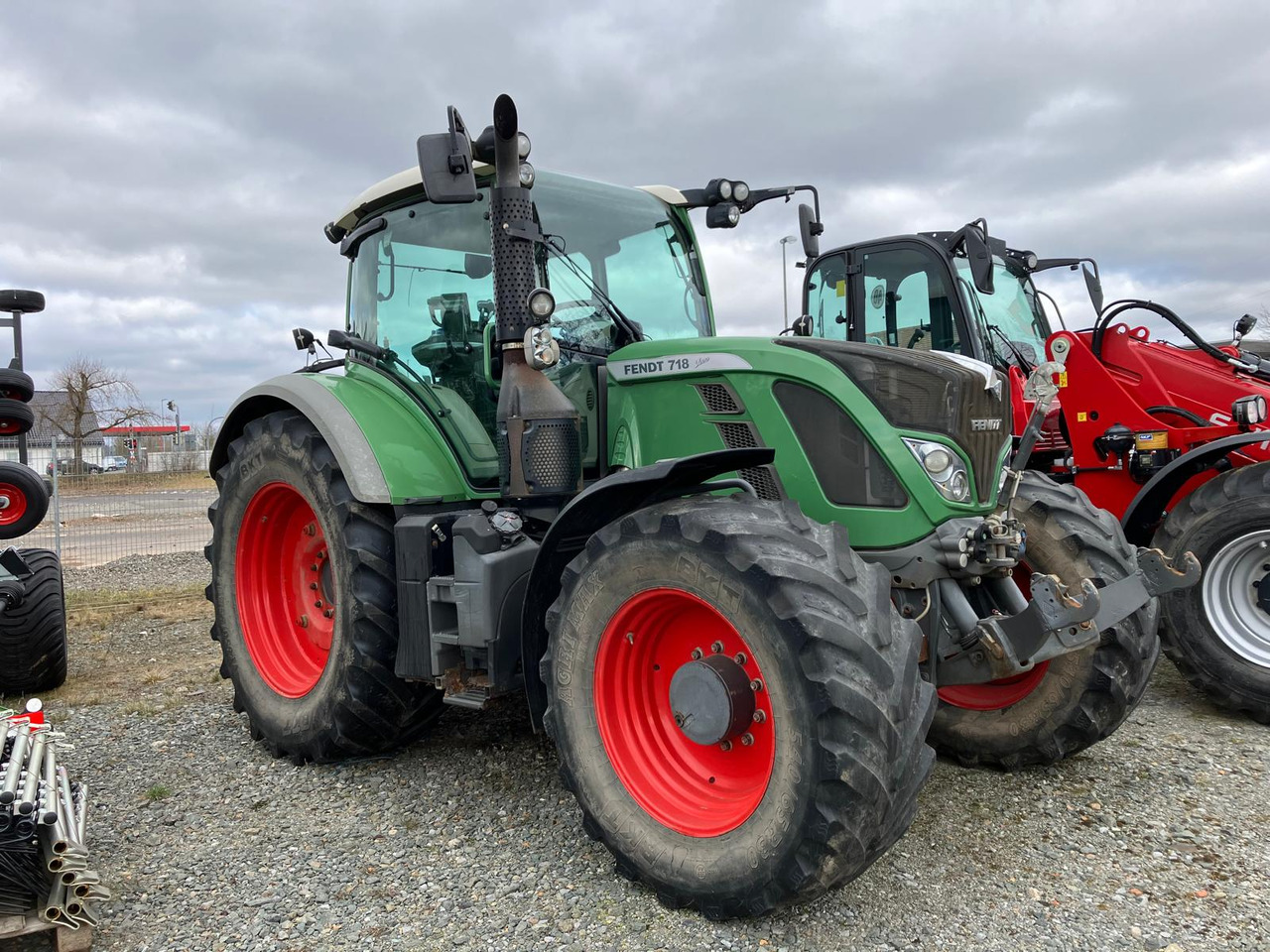 Fendt 718 Vario Profi - Máy cày: hình 1 Fendt 718 Vario Profi - Máy cày: hình 1