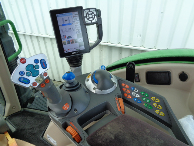 Fendt 720 Vario S4 Power - Máy cày: hình 4 Fendt 720 Vario S4 Power - Máy cày: hình 4