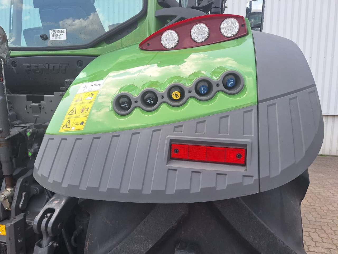 Cho thuê Fendt 724 Vario Gen6 Profi Setting2 Fendt 724 Vario Gen6 Profi Setting2: hình 8 Cho thuê Fendt 724 Vario Gen6 Profi Setting2 Fendt 724 Vario Gen6 Profi Setting2: hình 8