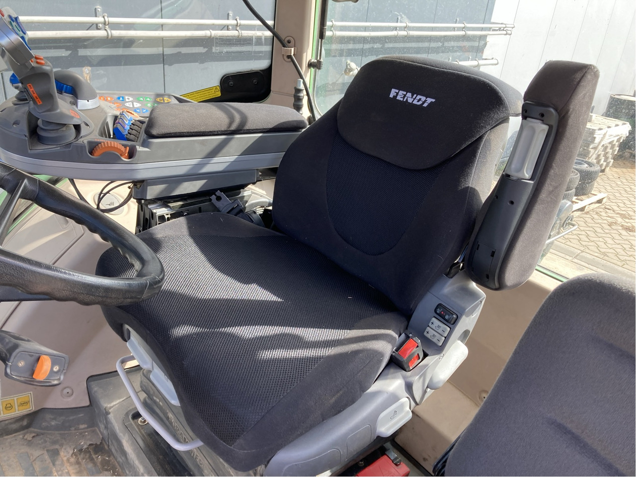 Fendt 724 Vario SCR - Máy cày: hình 2 Fendt 724 Vario SCR - Máy cày: hình 2
