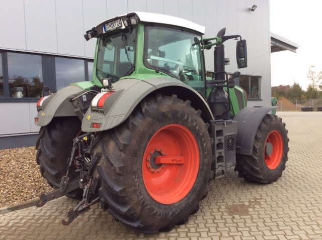 Fendt 824 Vario S4 Profi - Máy cày: hình 5 Fendt 824 Vario S4 Profi - Máy cày: hình 5