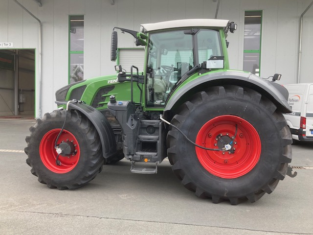 Fendt 824 Vario S4 Profi - Máy cày: hình 1 Fendt 824 Vario S4 Profi - Máy cày: hình 1