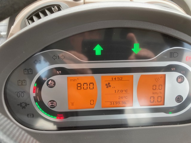 Fendt 824 Vario S4 Profi - Máy cày: hình 2 Fendt 824 Vario S4 Profi - Máy cày: hình 2