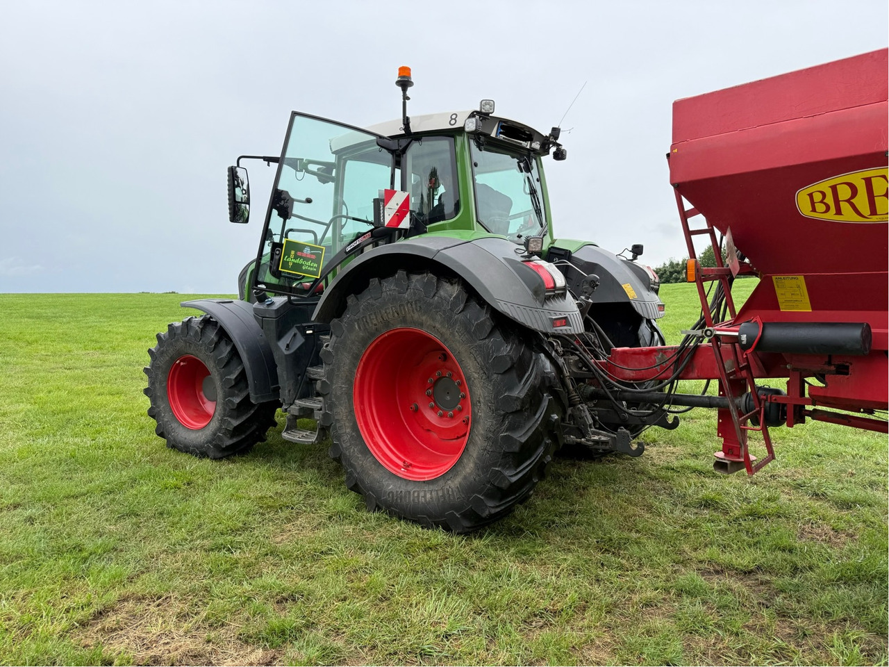 Fendt 828 Vario S4 Profi Plus Nr.8 - Máy cày: hình 5 Fendt 828 Vario S4 Profi Plus Nr.8 - Máy cày: hình 5