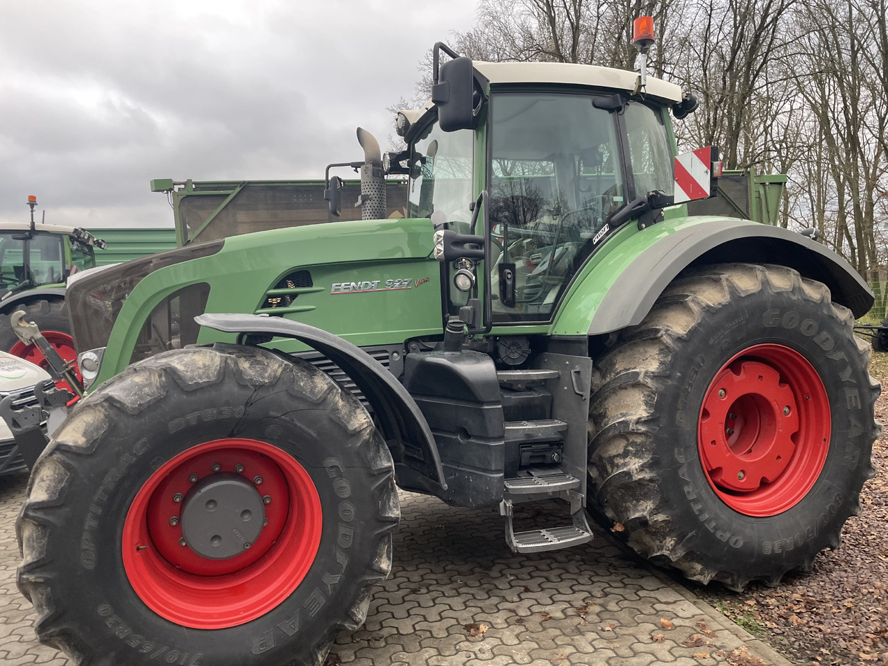 Fendt 927 Vario - Máy cày: hình 1 Fendt 927 Vario - Máy cày: hình 1