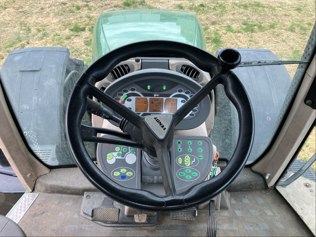 Fendt 927Profi SCR - Máy cày: hình 3 Fendt 927Profi SCR - Máy cày: hình 3