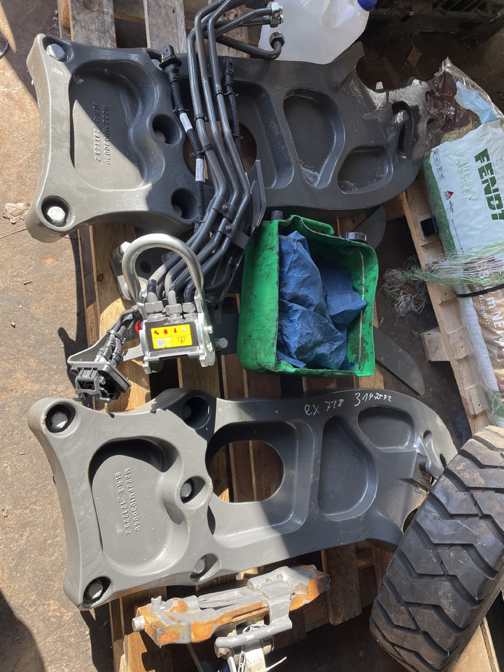 Fendt Cargo 6.100 Profi - Máy chất hàng trước cho máy cày: hình 2 Fendt Cargo 6.100 Profi - Máy chất hàng trước cho máy cày: hình 2