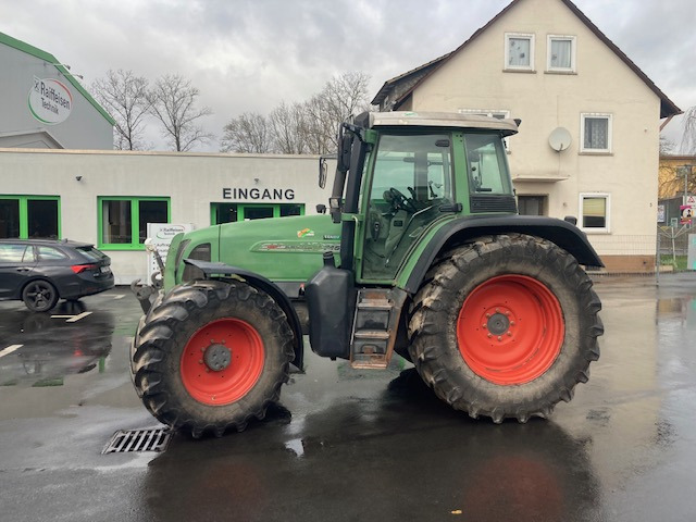 Fendt Favorit 714 Vario - Máy cày: hình 1 Fendt Favorit 714 Vario - Máy cày: hình 1