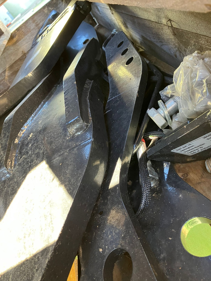 Fendt Frontlader - Anbauteile - Máy chất hàng trước cho máy cày: hình 2 Fendt Frontlader - Anbauteile - Máy chất hàng trước cho máy cày: hình 2