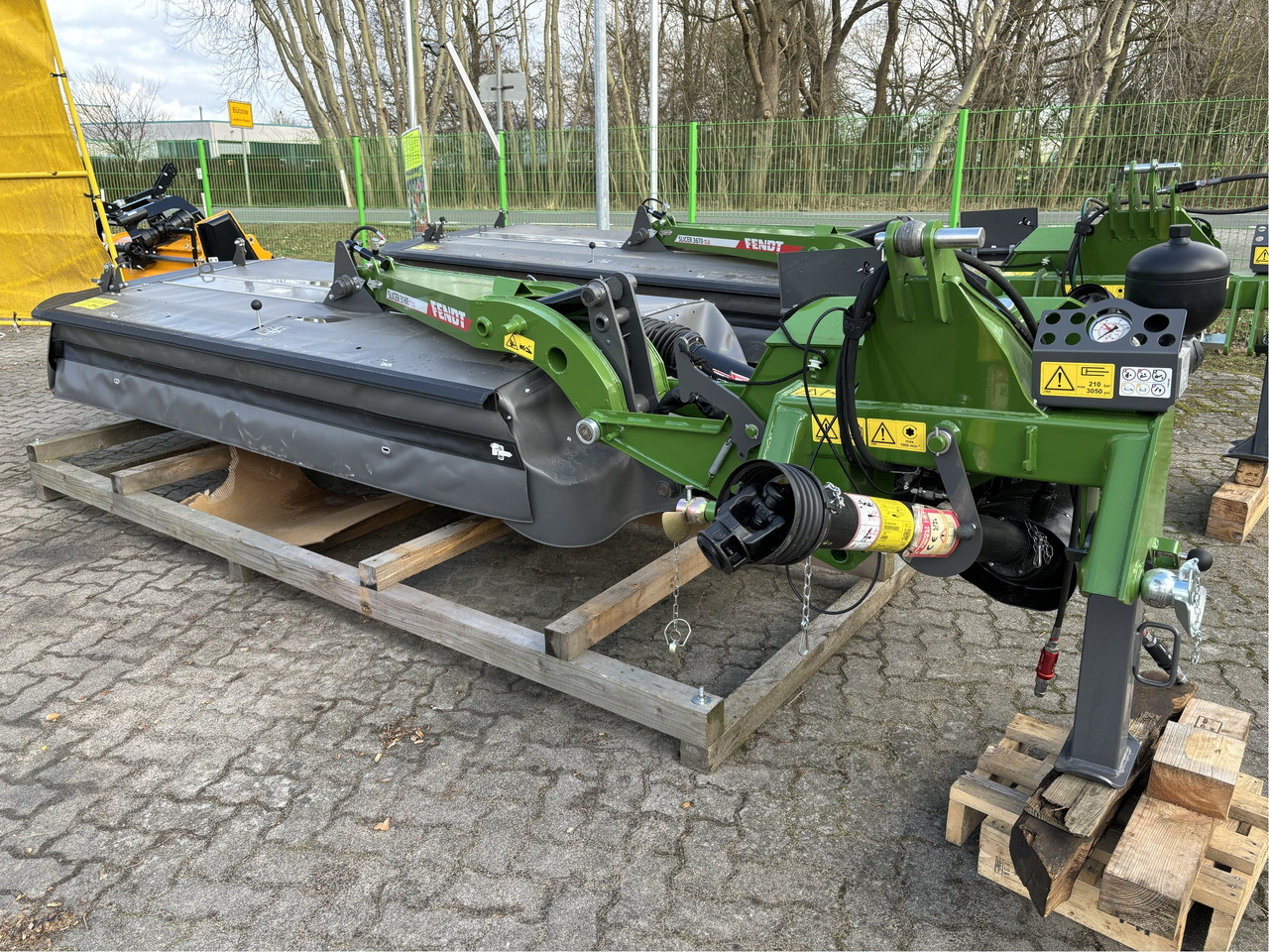 Fendt Slicer 3160 TLX - Máy cắt cỏ: hình 1 Fendt Slicer 3160 TLX - Máy cắt cỏ: hình 1