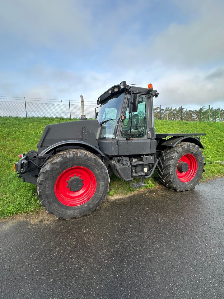 JCB Fastrac - Máy cày: hình 1 JCB Fastrac - Máy cày: hình 1