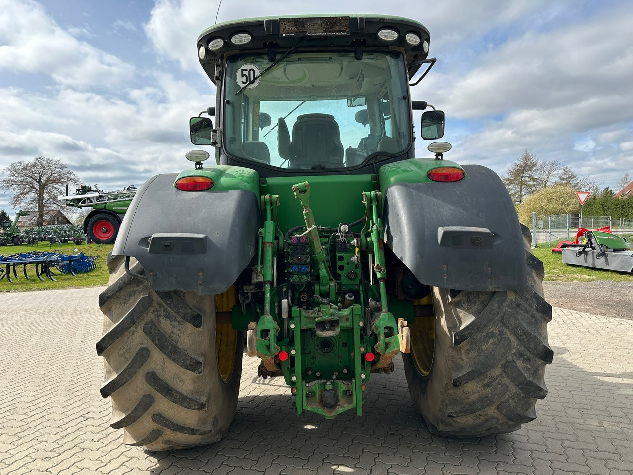 Máy cày John Deere 7230R: hình 9