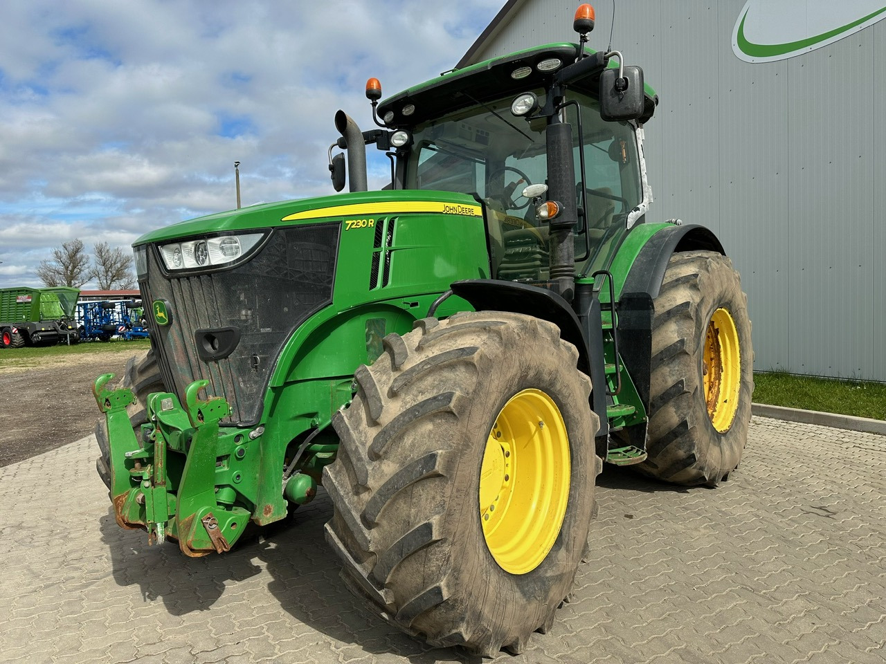 Máy cày John Deere 7230R: hình 8