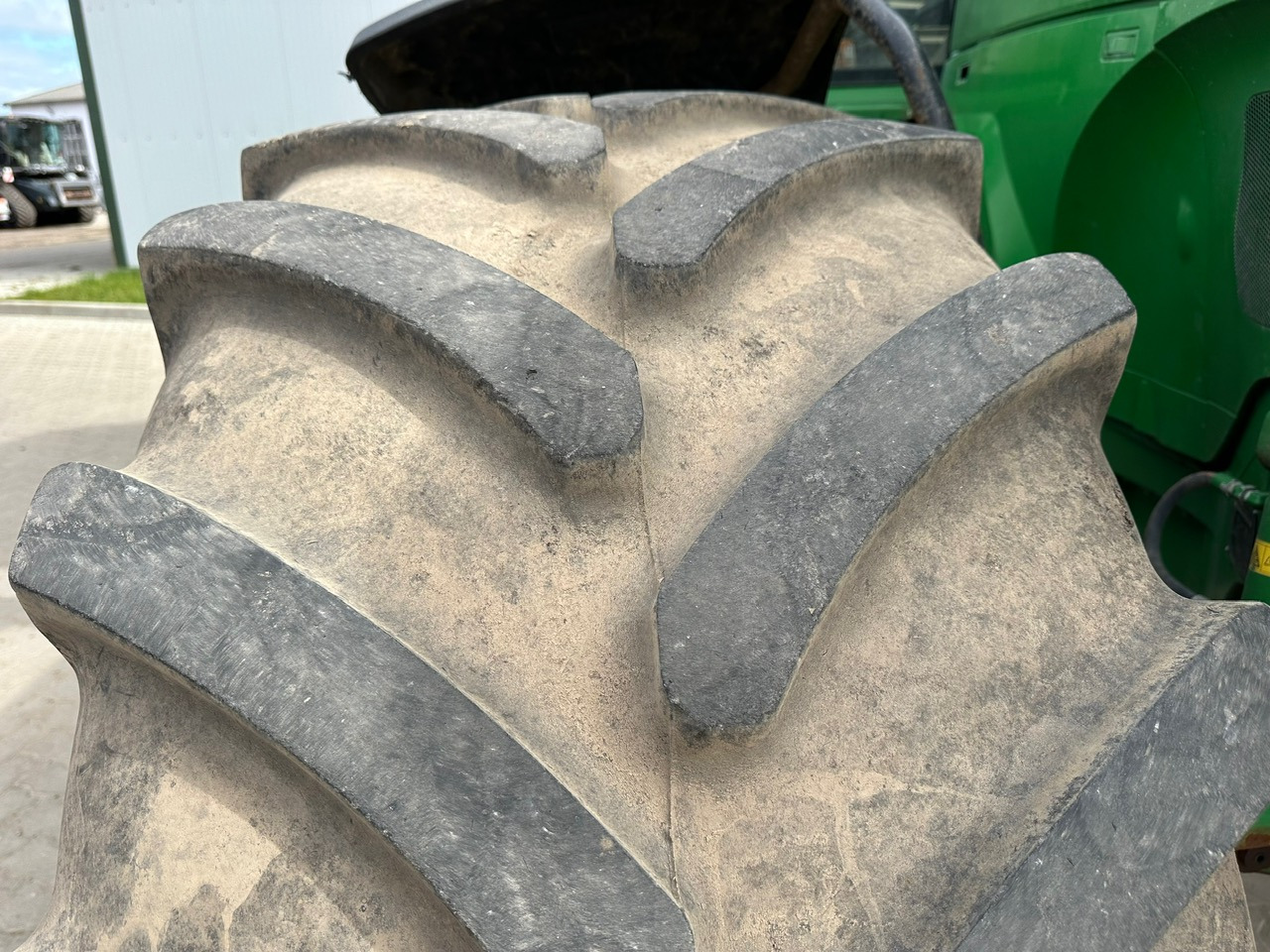 John Deere 7230R - Máy cày: hình 5 John Deere 7230R - Máy cày: hình 5