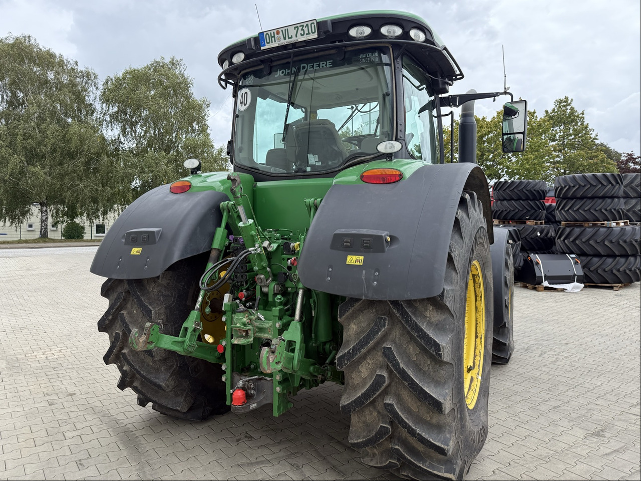John Deere 7310R E23 - Máy cày: hình 4 John Deere 7310R E23 - Máy cày: hình 4