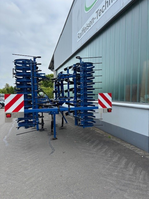 Köckerling Trio 400 mit Steinsicherung - Máy trồng trọt: hình 2 Köckerling Trio 400 mit Steinsicherung - Máy trồng trọt: hình 2