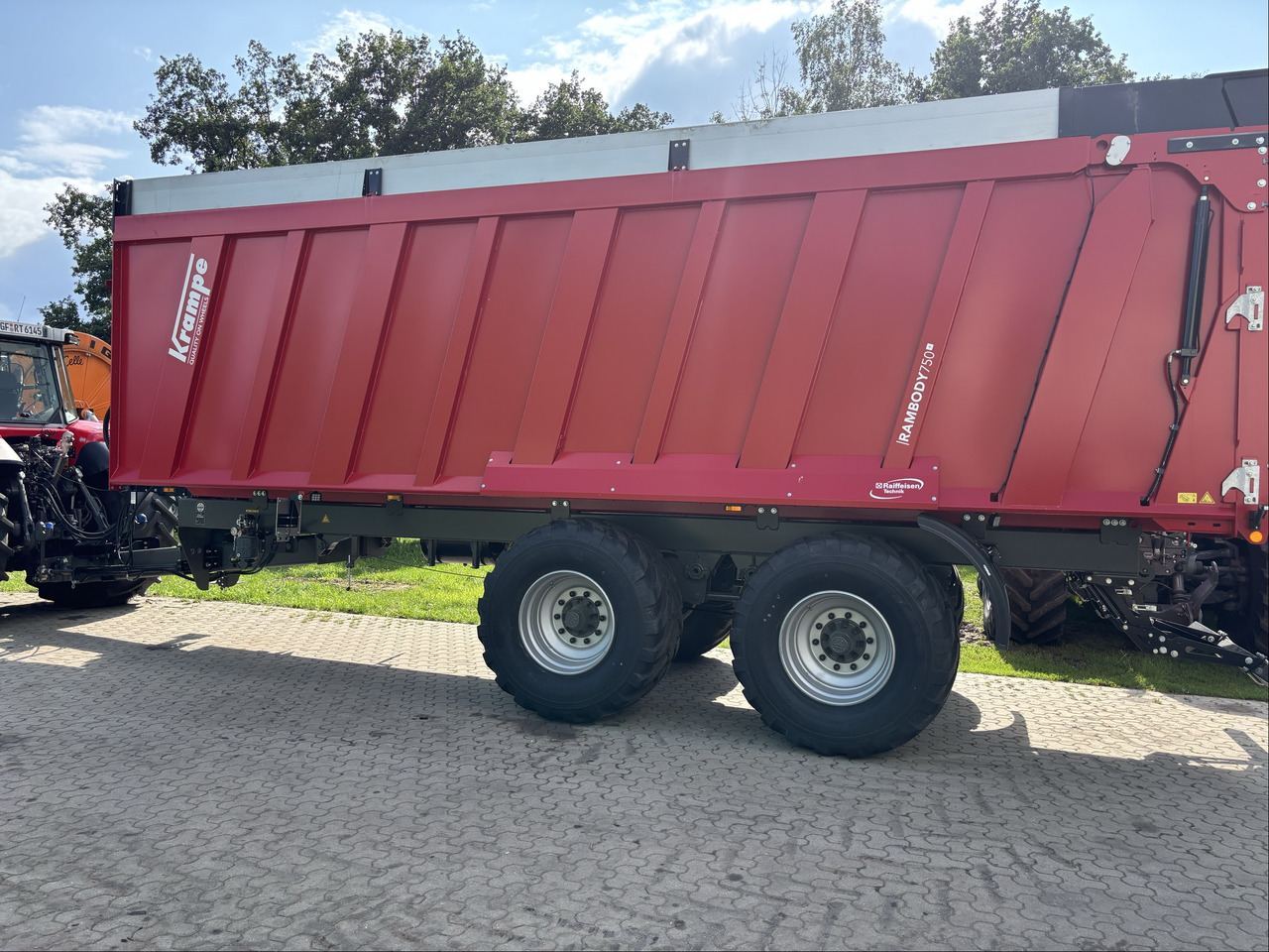 Krampe Ram Body 750 - Xe ben: hình 1 Krampe Ram Body 750 - Xe ben: hình 1