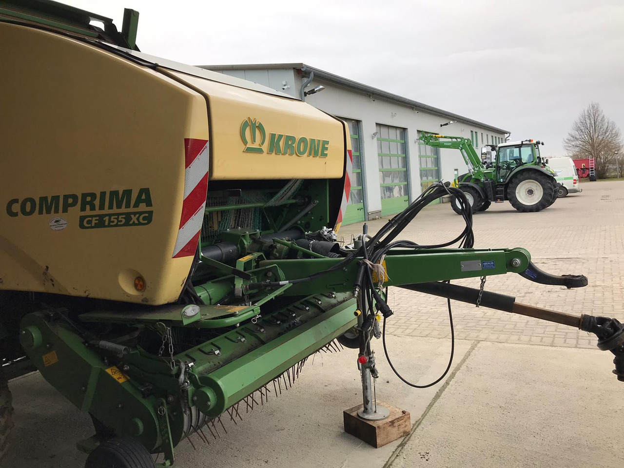 Krone Comprima CF 155 XC - Trang thiết bị dàn trải: hình 4 Krone Comprima CF 155 XC - Trang thiết bị dàn trải: hình 4