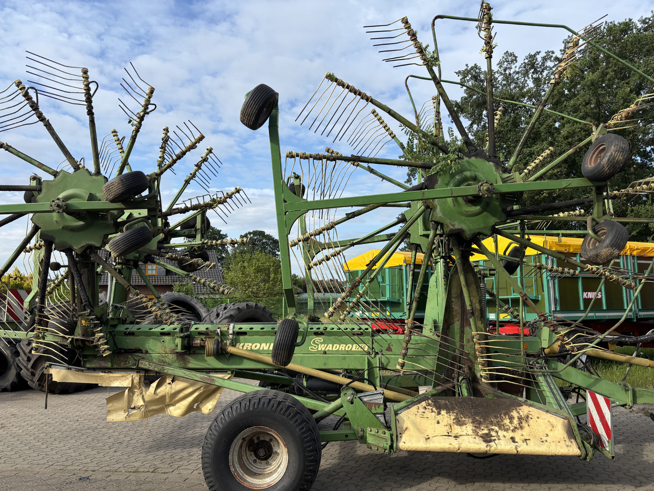 Krone Swadro Serie - Dàn trải/ Cào: hình 1 Krone Swadro Serie - Dàn trải/ Cào: hình 1