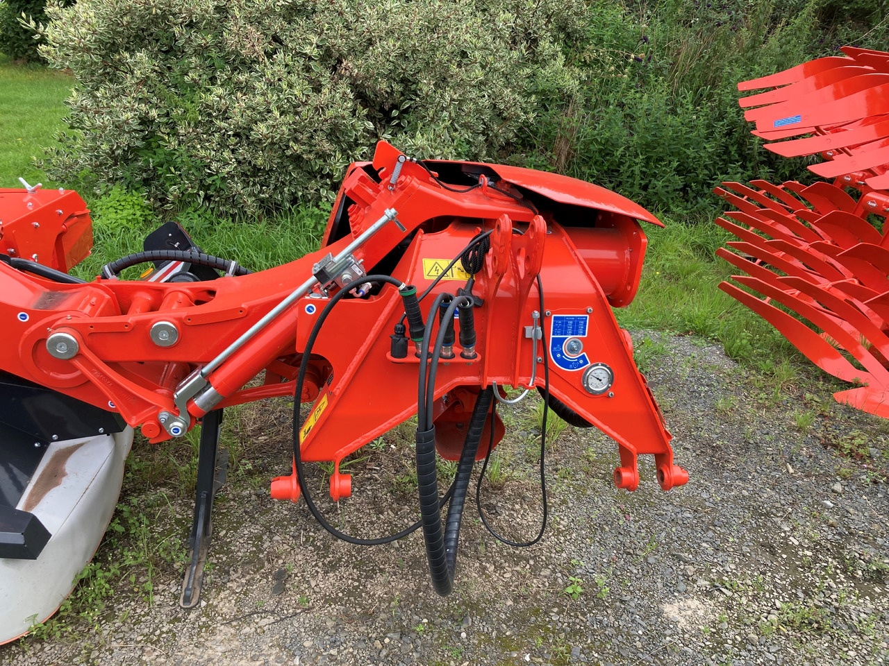 Kuhn FC 3115 D-FF Mähknickzetter - Máy cắt cỏ: hình 2 Kuhn FC 3115 D-FF Mähknickzetter - Máy cắt cỏ: hình 2