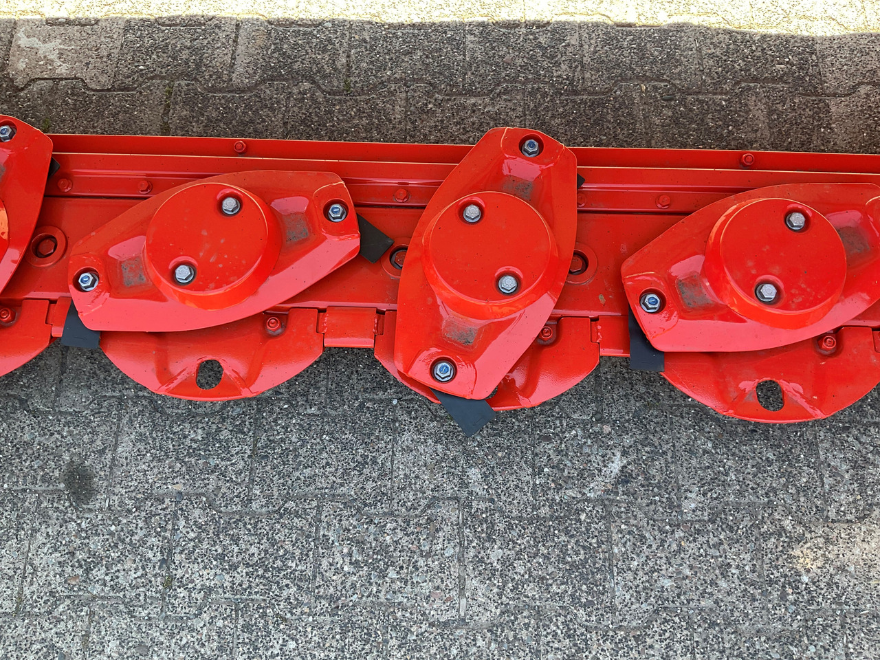 Kuhn GMD 355-FF Scheibenmähwerke - Máy cắt cỏ: hình 2 Kuhn GMD 355-FF Scheibenmähwerke - Máy cắt cỏ: hình 2
