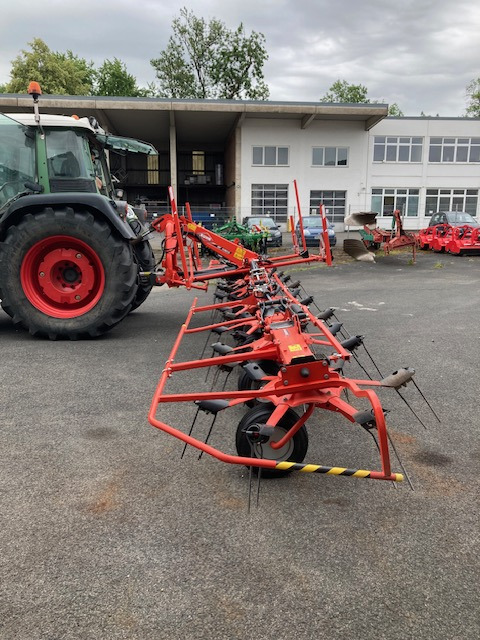 Kuhn Heuwender GF 10803 - Dàn trải/ Cào: hình 2 Kuhn Heuwender GF 10803 - Dàn trải/ Cào: hình 2