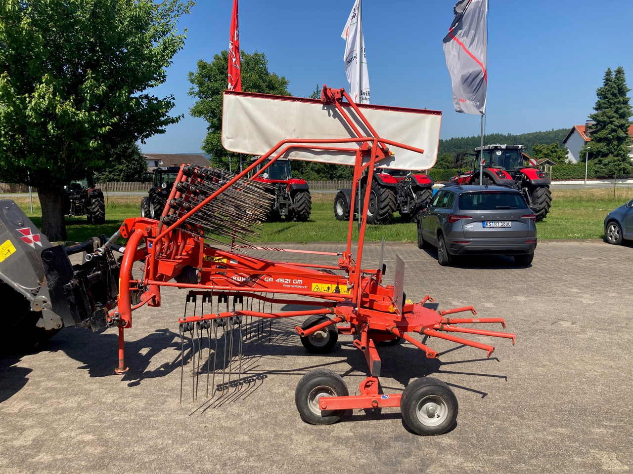 Kuhn Schwader GA 4521 - Dàn trải/ Cào: hình 1 Kuhn Schwader GA 4521 - Dàn trải/ Cào: hình 1
