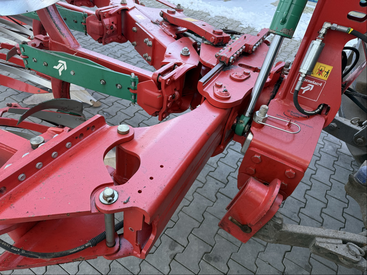 Kverneland EG 100-300 Variomat - Cày: hình 2 Kverneland EG 100-300 Variomat - Cày: hình 2
