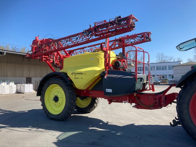 Kverneland iXtrack C 40 - Máy xịt: hình 1 Kverneland iXtrack C 40 - Máy xịt: hình 1
