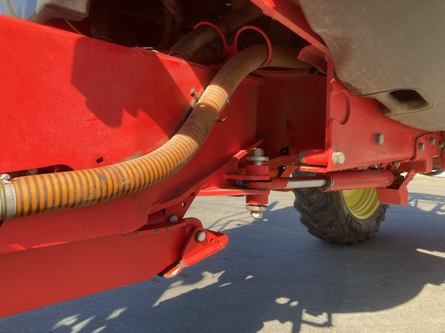Kverneland iXtrack C 40 - Máy xịt: hình 2 Kverneland iXtrack C 40 - Máy xịt: hình 2