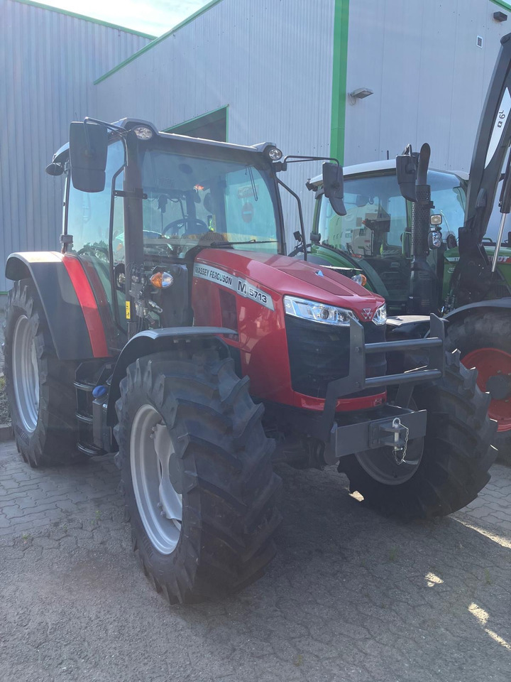 Massey Ferguson 5713 M 4WD Cab Essential - Máy cày: hình 5 Massey Ferguson 5713 M 4WD Cab Essential - Máy cày: hình 5