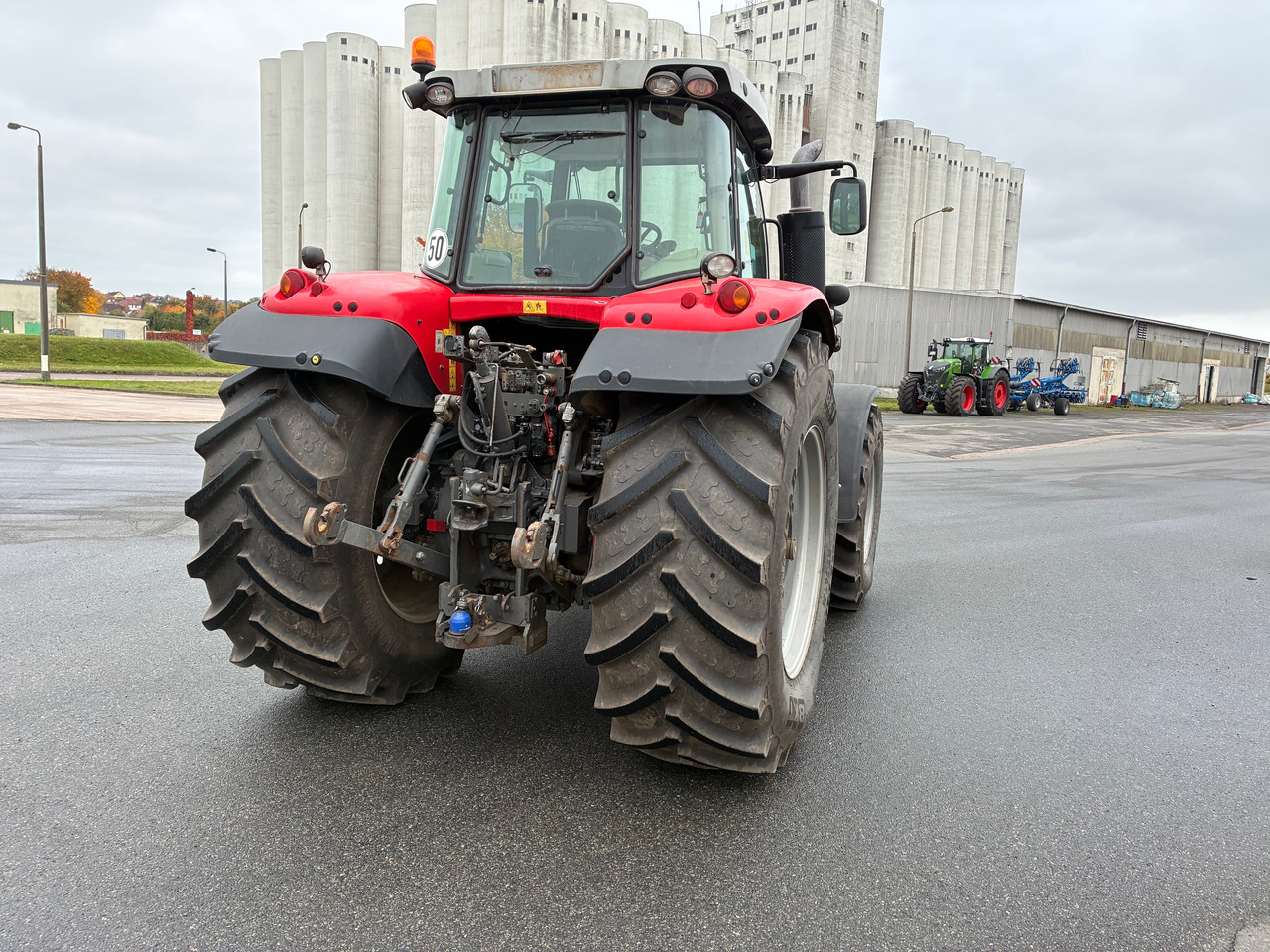 Massey Ferguson 7624 Dyna-VT - Máy cày: hình 5 Massey Ferguson 7624 Dyna-VT - Máy cày: hình 5