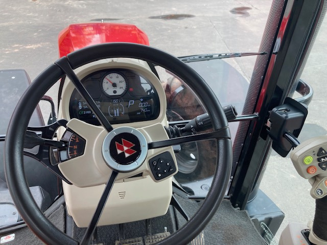 Massey Ferguson 7716 Dyna-6 - Máy cày: hình 2 Massey Ferguson 7716 Dyna-6 - Máy cày: hình 2