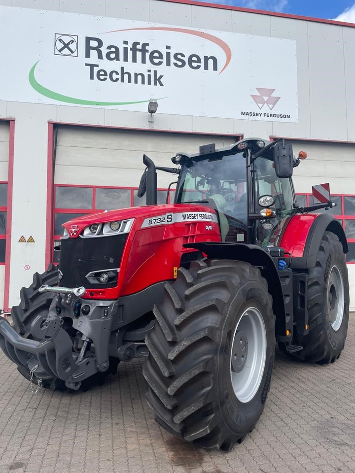 Máy cày Massey Ferguson 8732 Dyna-VT EXCLUSIVE: hình 10 Máy cày Massey Ferguson 8732 Dyna-VT EXCLUSIVE: hình 10