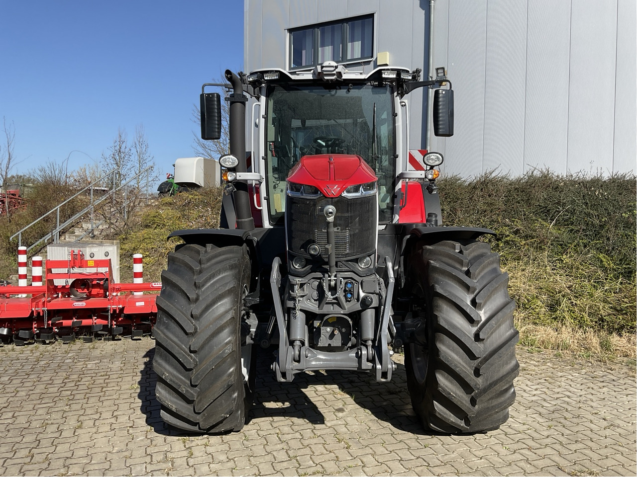Massey Ferguson 8S.305 Dyna-VT EXCLUSIVE - Máy cày: hình 5 Massey Ferguson 8S.305 Dyna-VT EXCLUSIVE - Máy cày: hình 5