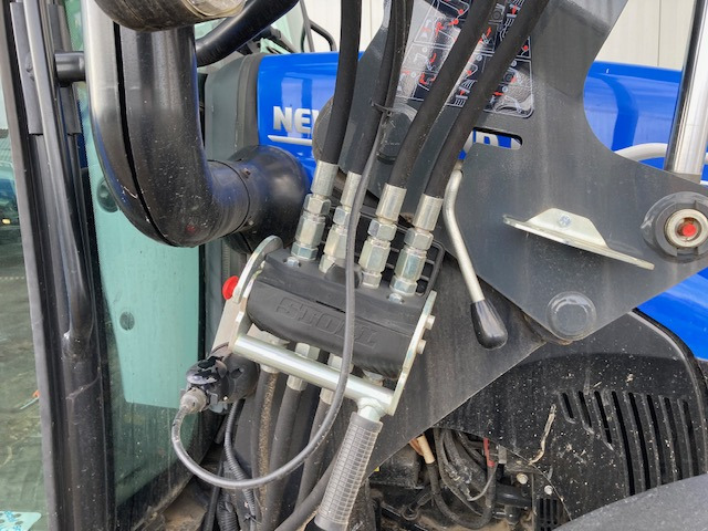 Máy cày New Holland T5.100: hình 11
