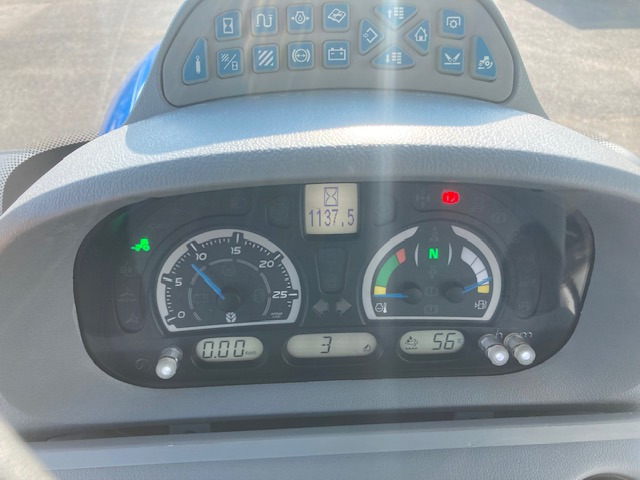 New Holland T6.155 AutoCommand - Máy cày: hình 2 New Holland T6.155 AutoCommand - Máy cày: hình 2