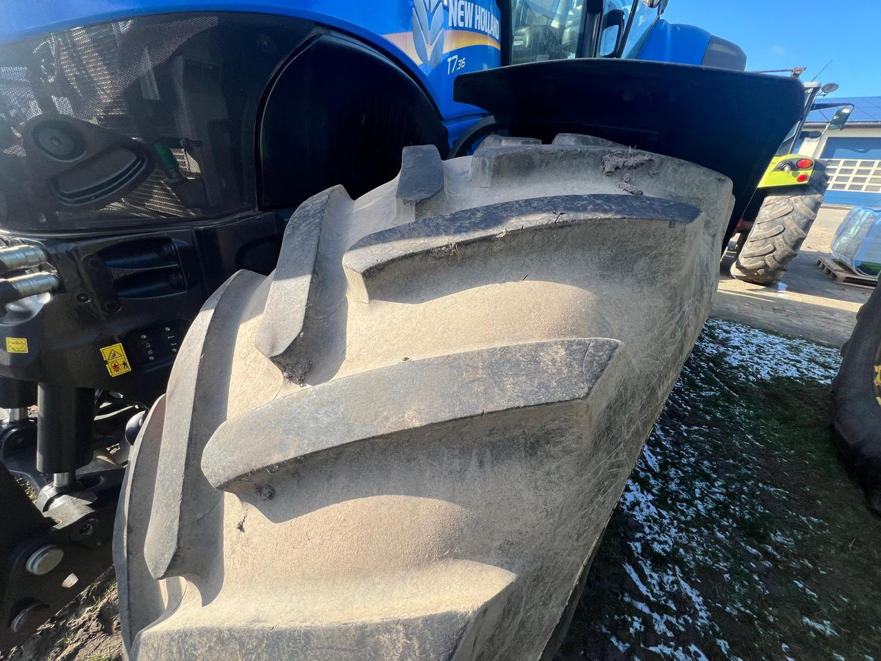 New Holland T7.315 - Máy cày: hình 5 New Holland T7.315 - Máy cày: hình 5
