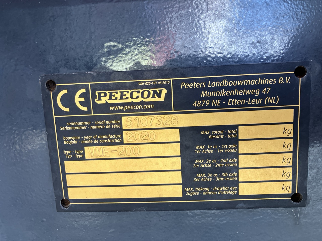 Peecon Biga 20-215 Twin Plus - Xe trộn thức ăn gia súc: hình 2 Peecon Biga 20-215 Twin Plus - Xe trộn thức ăn gia súc: hình 2