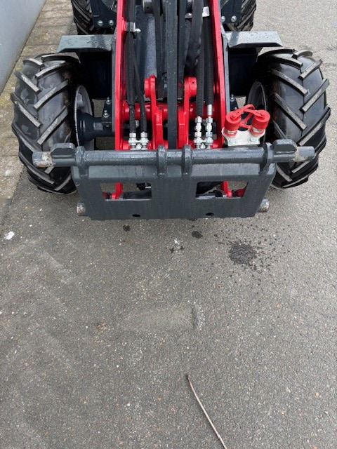 Schäffer Hoflader 1622 - Máy xúc lật bánh lốp: hình 5 Schäffer Hoflader 1622 - Máy xúc lật bánh lốp: hình 5